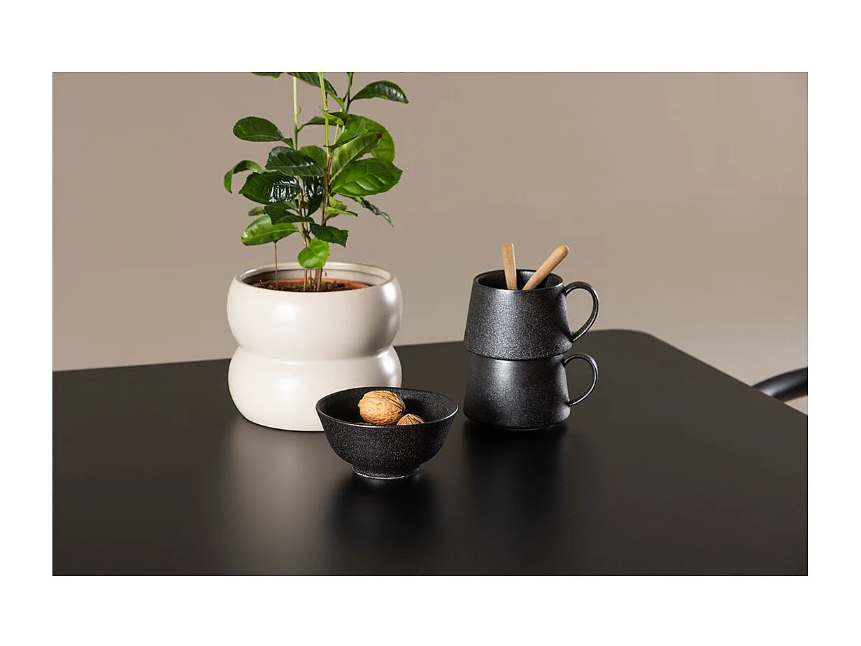 Polar ensemble pour salle à manger table 75x75cm et 2 chaises avec accoudoirs empilables noir.