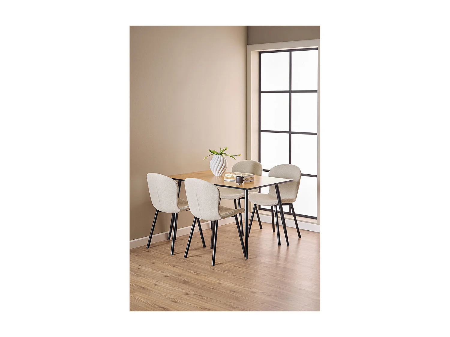 Wilma ensemble pour salle à manger table et 4 chaises naturel, beige.