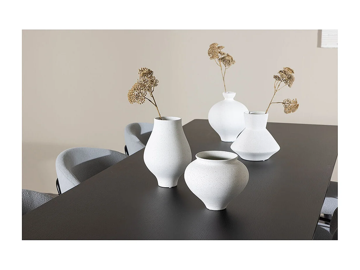 Ellis ensemble pour salle à manger table 85x230cm et 6 chaises bouclé noir.