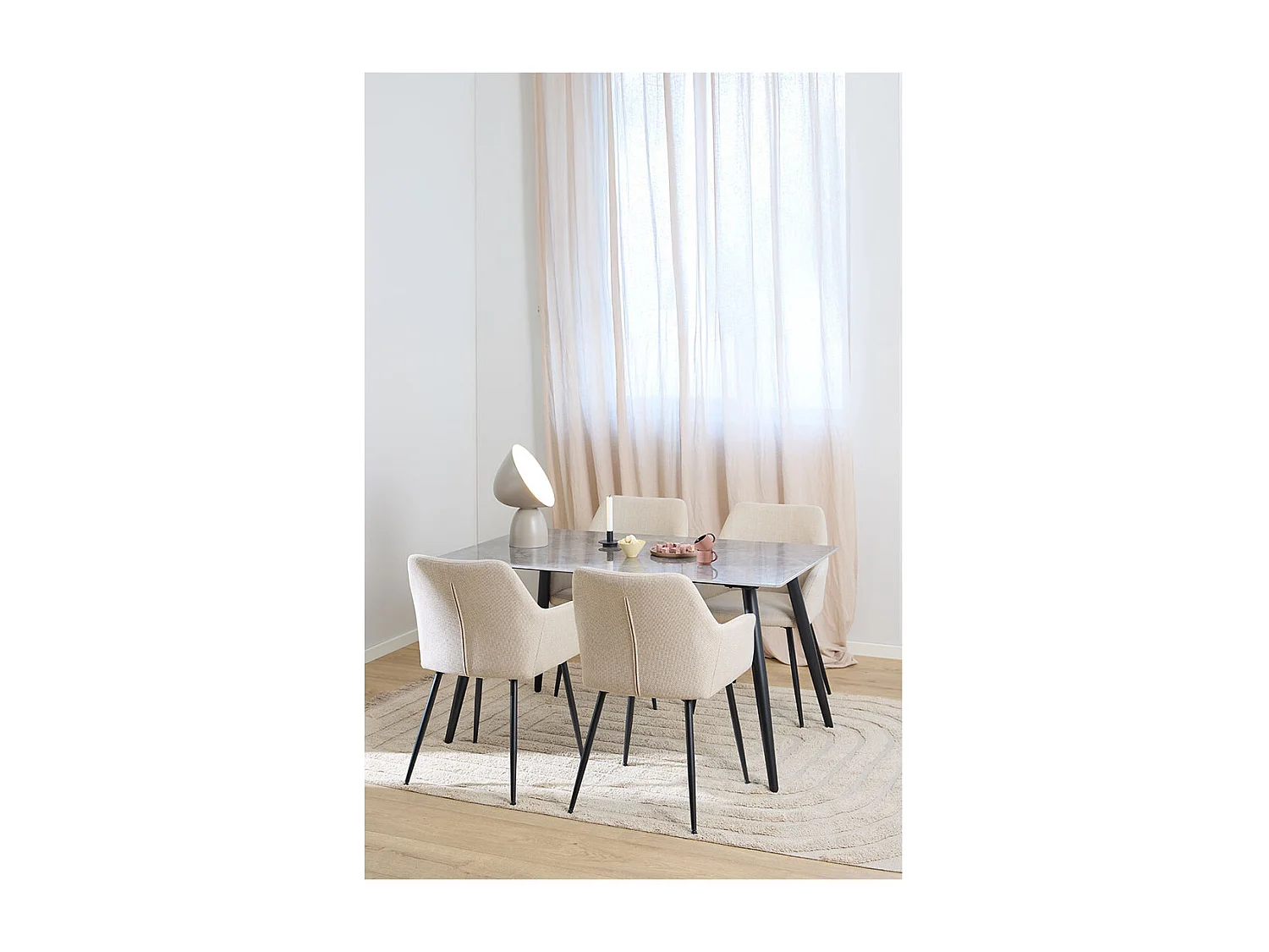Wicklow ensemble pour salle à manger table et 4 chaises gris, beige.
