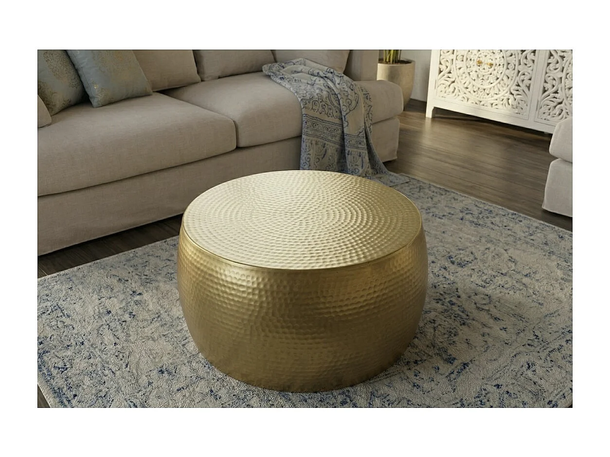 Table basse TRIANE 60 cm en aluminium doré – Table basse ronde design effet martelé