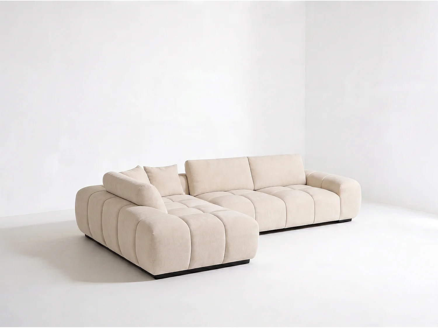 Canapé d’angle 4 places avec méridienne en tissu Blanc BOLLY - Homeluxury