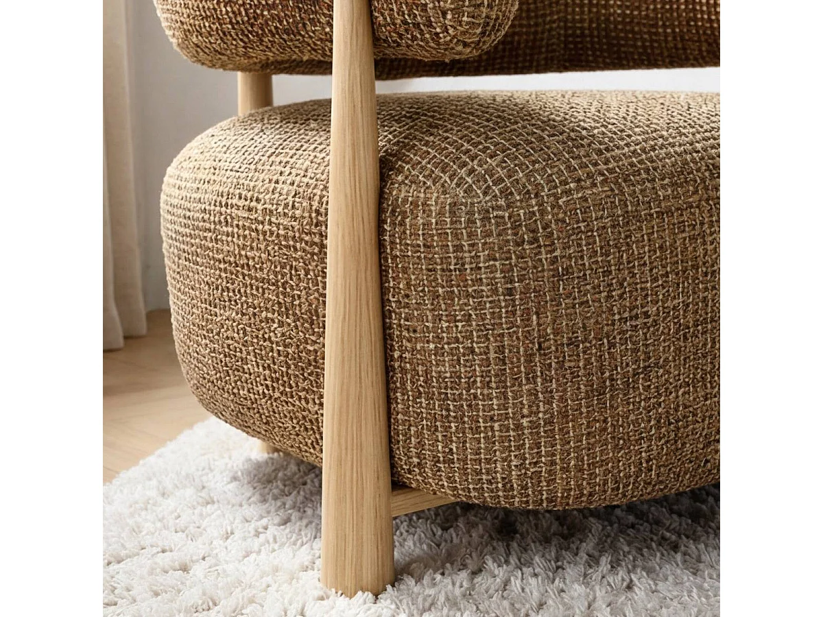 Fauteuil en tissu marron clair et pieds en métal effet bois Anelia