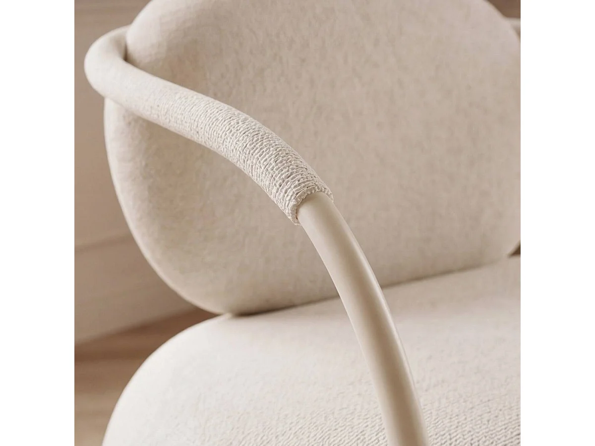 Fauteuil en tissu écru Cassy