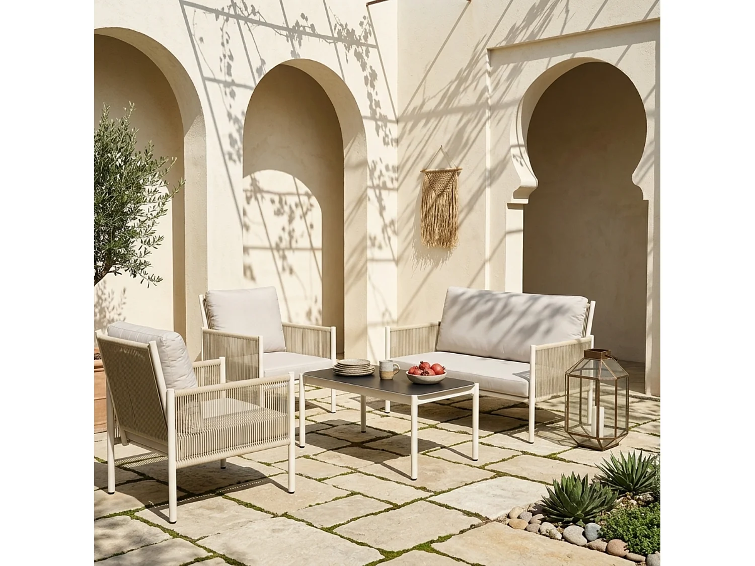 Salon De Jardin Avec Canapé 2 Places, Fauteuils, Table En Verre Et Coussins Pour 4 Personnes – Brun + Gris