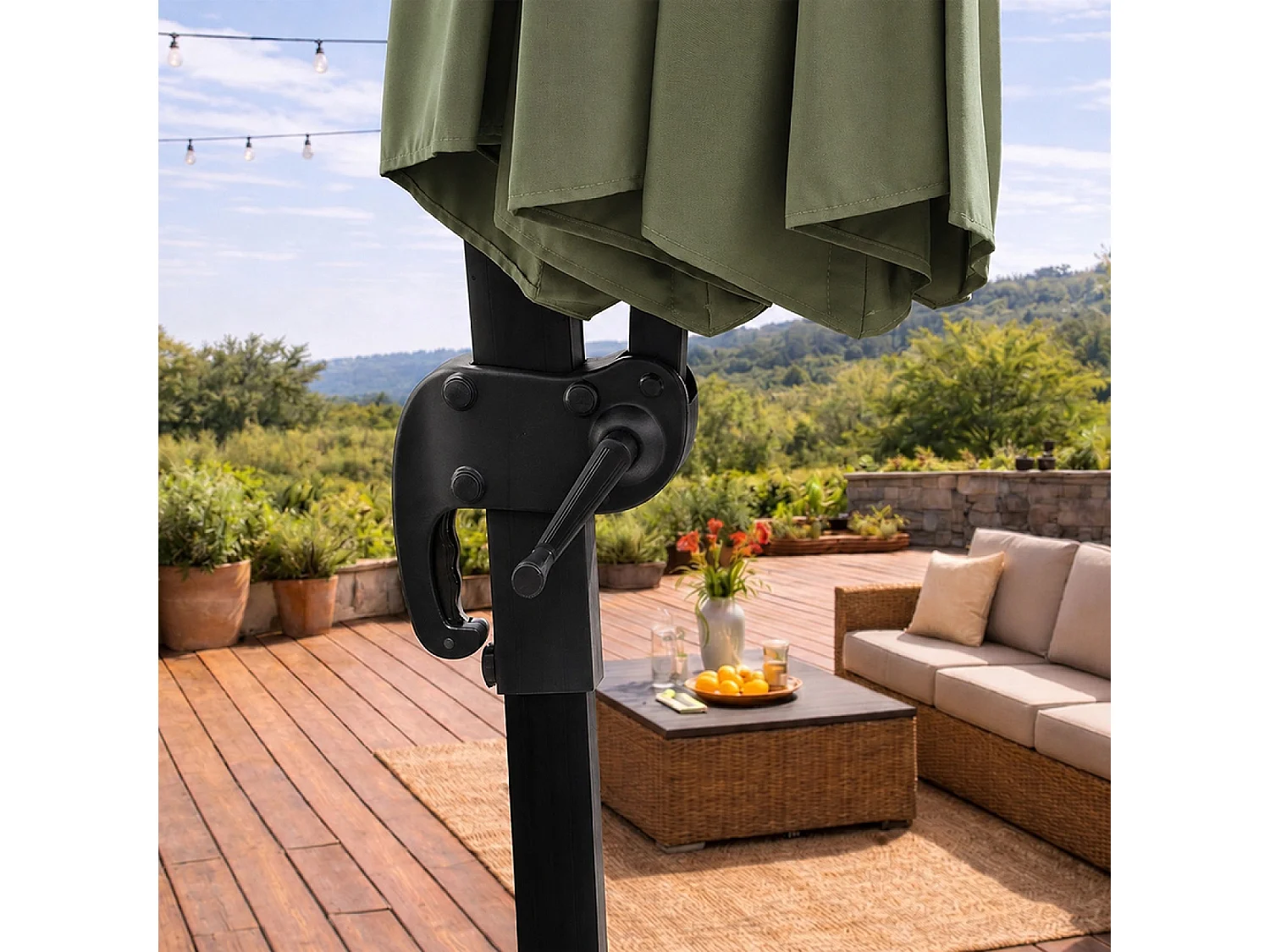 Parasol octogonal Ø 350cm déporté vert en aluminium CASTILLO