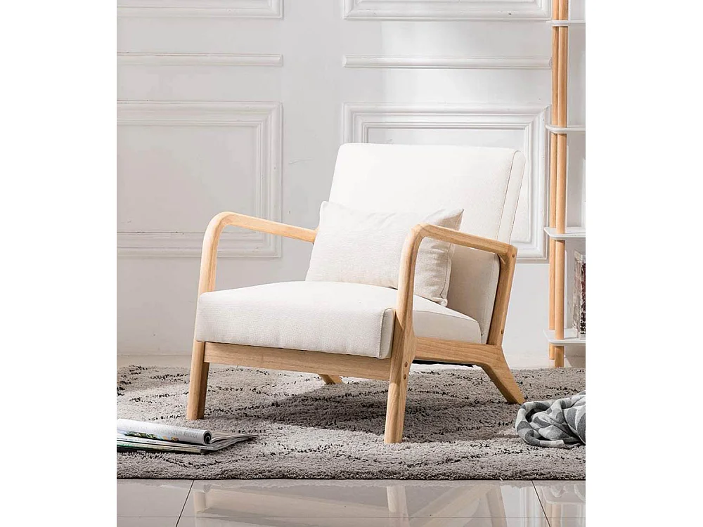 Butaca estilo nordico con estructura en madera clara y tela con cojín lumbar en beige Nicole