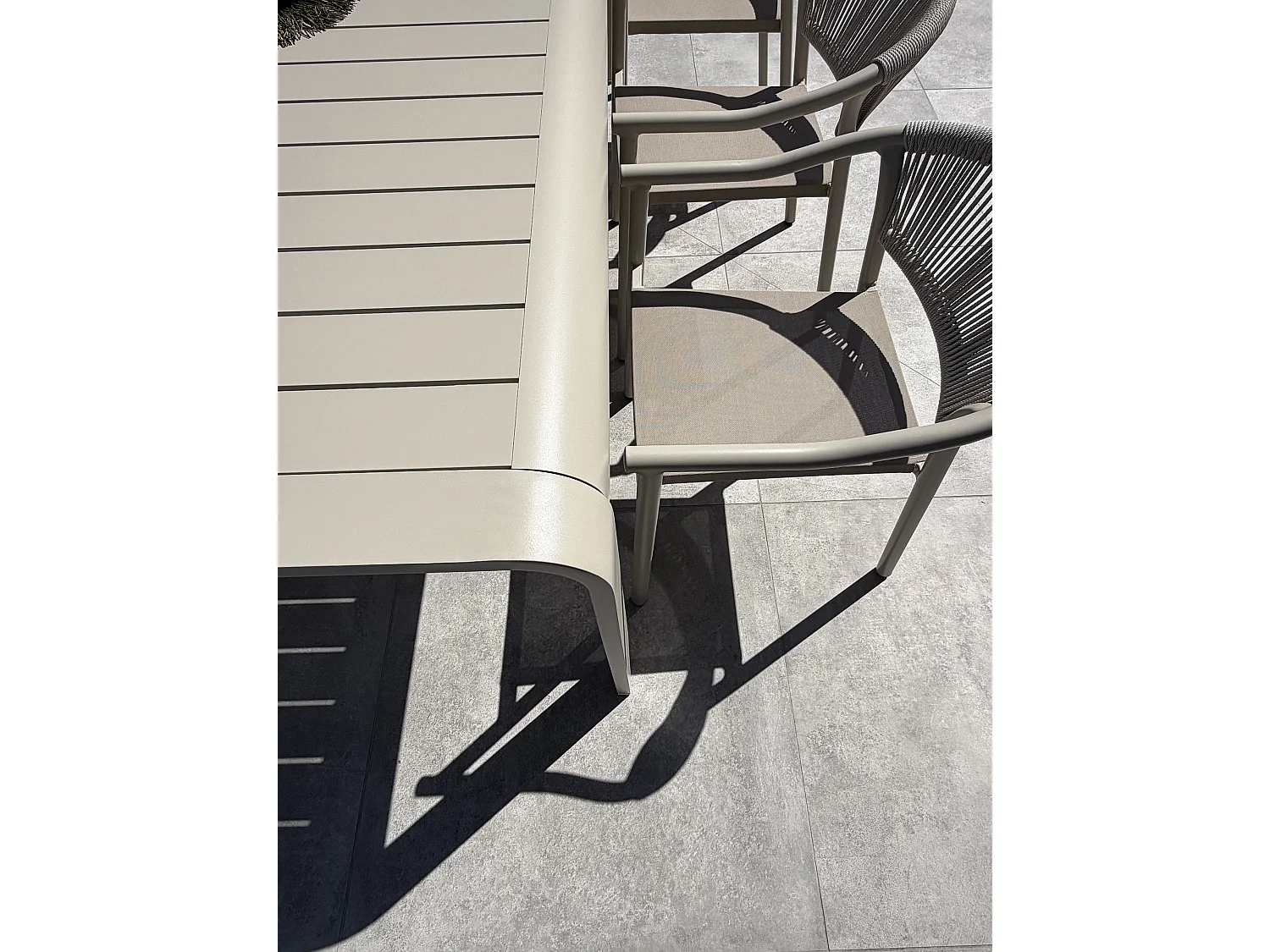 Set da pranzo da giardino per 6 persone in alluminio beige