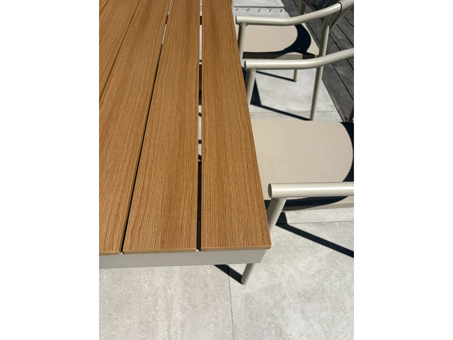 Set da pranzo da giardino in alluminio per 4 persone - Grigio