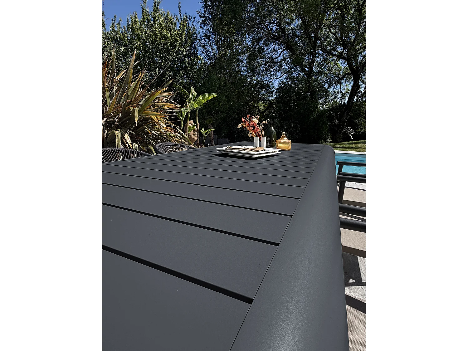 6-sitzige Garten-Essgruppe aus anthrazitfarbenem Aluminium