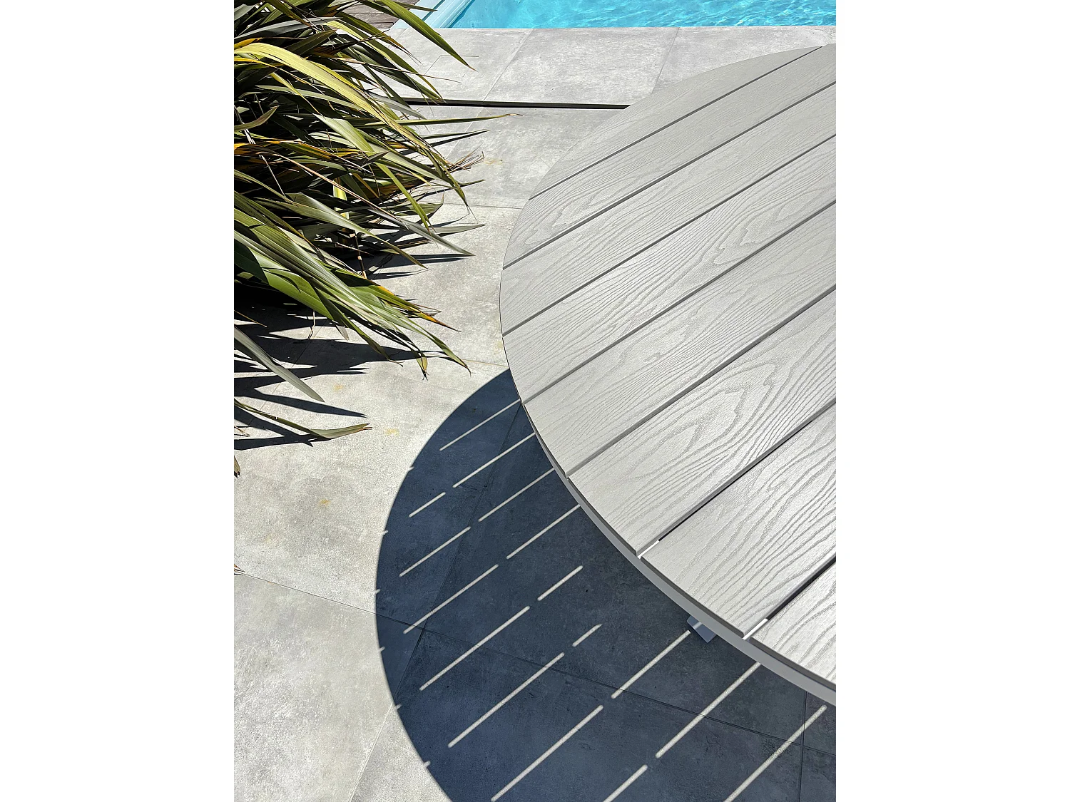 Table de jardin 6 places - Blanc - ELBA