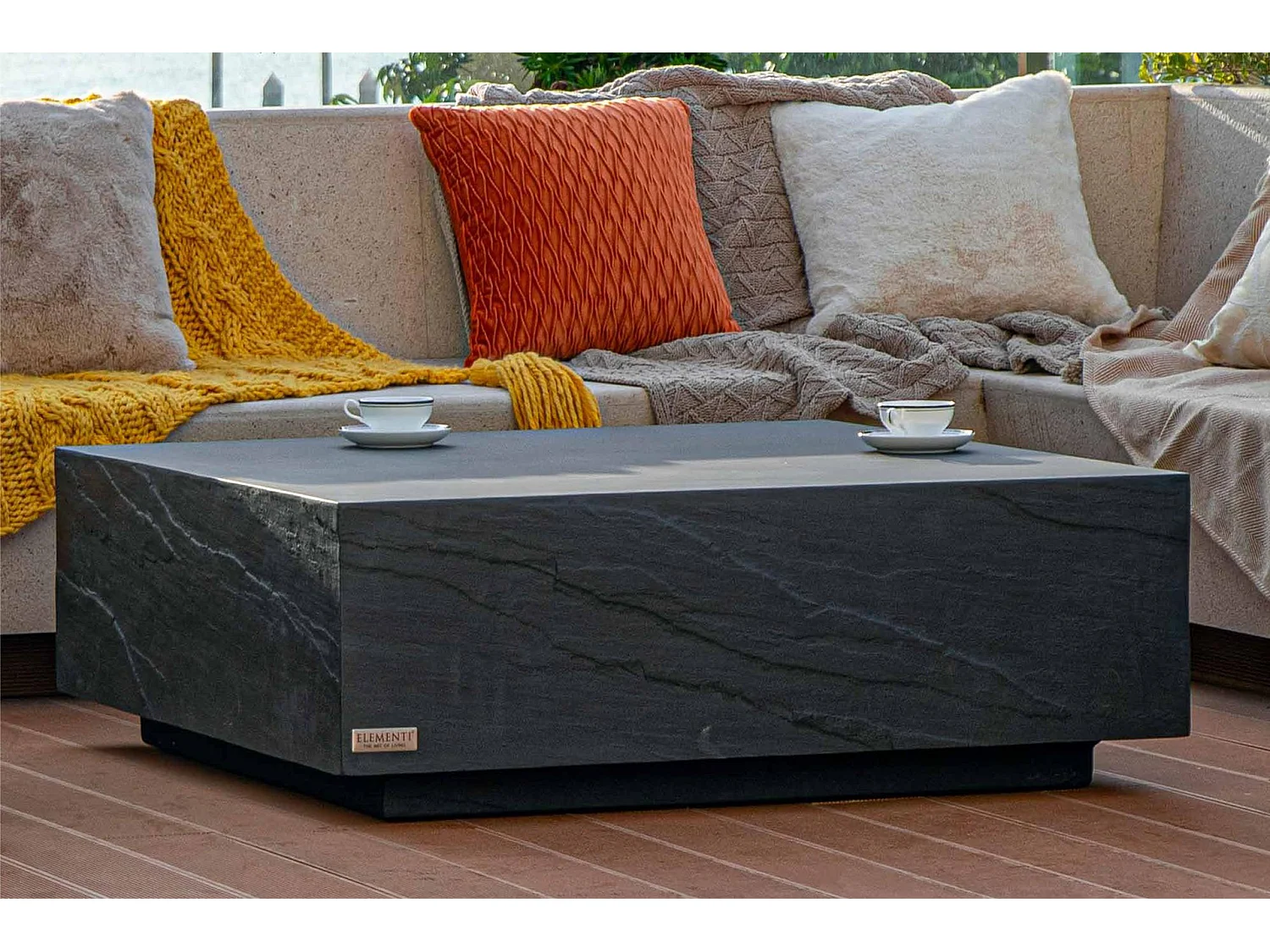 Table basse COLORADO en béton fibré 102x102x36 cm