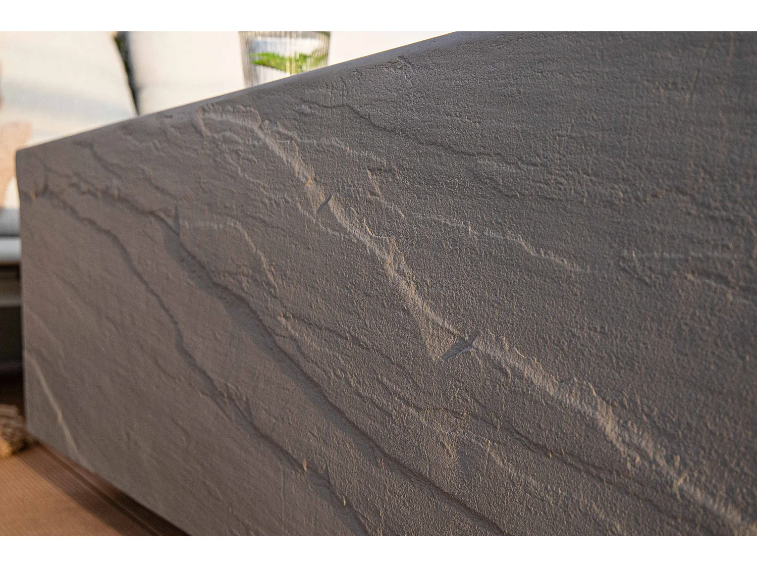 Table basse COLORADO en béton fibré 102x102x36 cm
