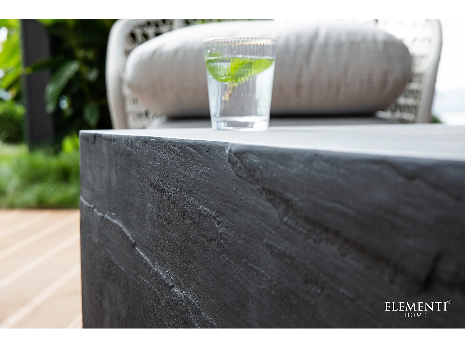Table basse COLORADO en béton fibré 86x86x41 cm