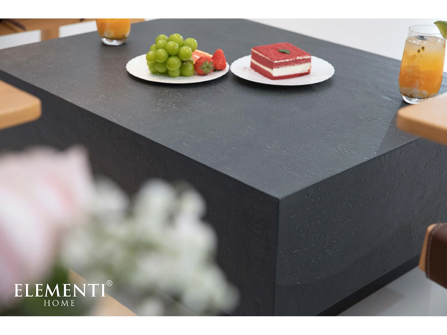 Table basse TEVERE en béton fibré 86x86x36 cm