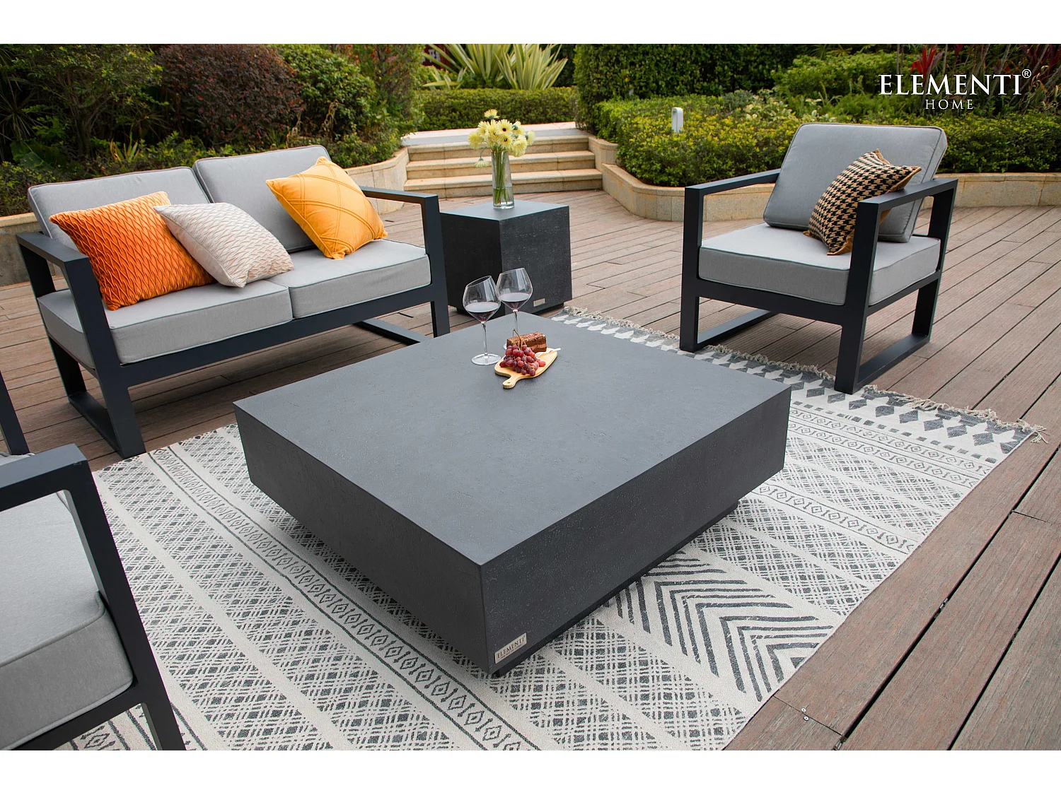 Table basse TEVERE en béton fibré 102x102x36 cm