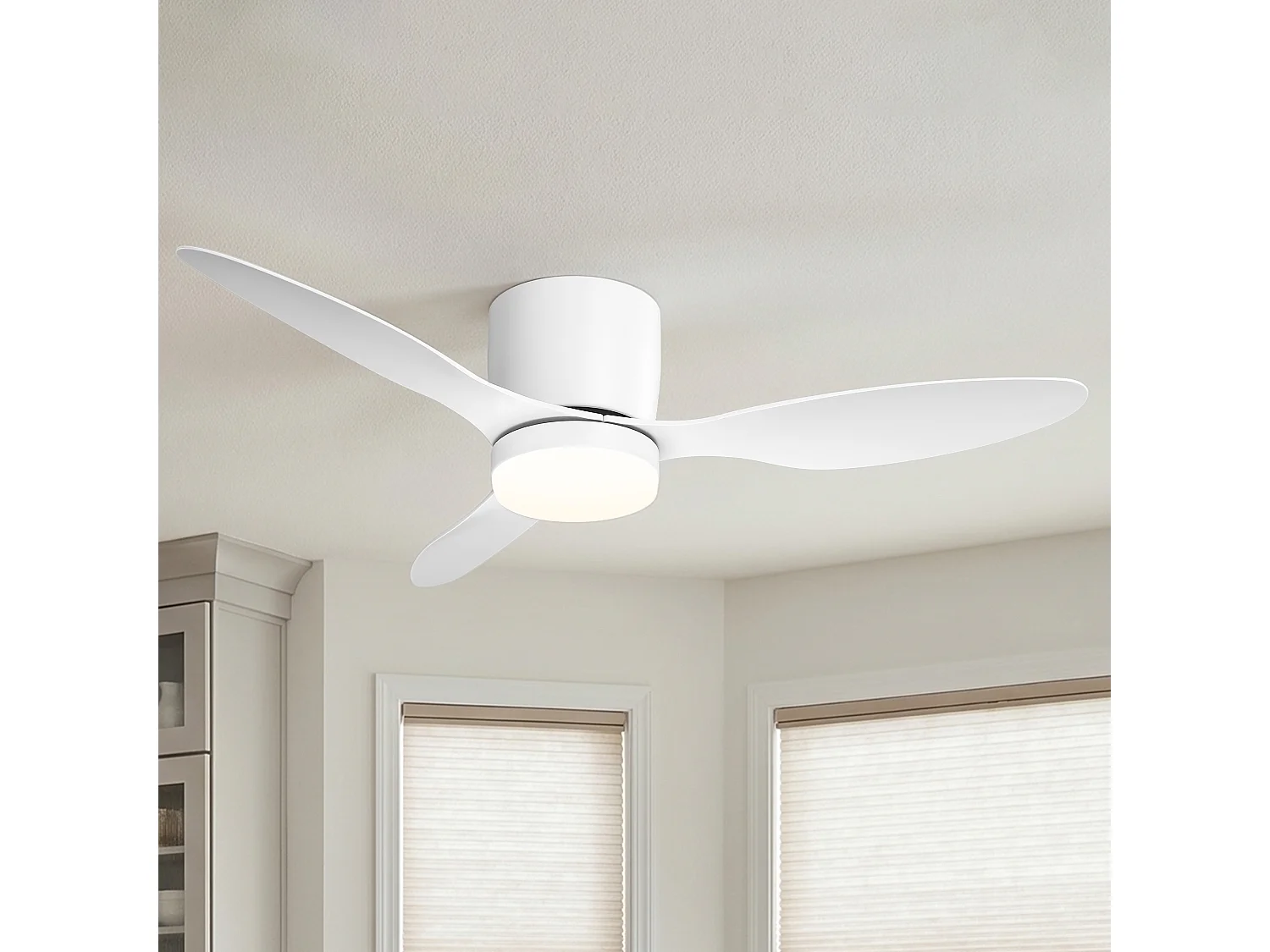 Parrot Uncle Deckenventilator mit LED-Licht, 107 cm, DC-Motor, 6 Geschwindigkeiten, flach an der Decke, leise, inkl. Fernbedienung, mattweiß