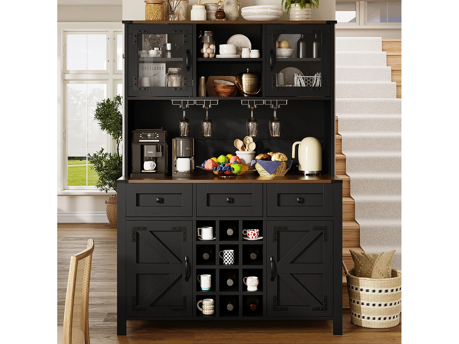 Mobile da cucina in stile buffet con porte USB - Mobile alto con illuminazione a LED, portabicchiere, 4 ante e 3 cassetti - Nero
