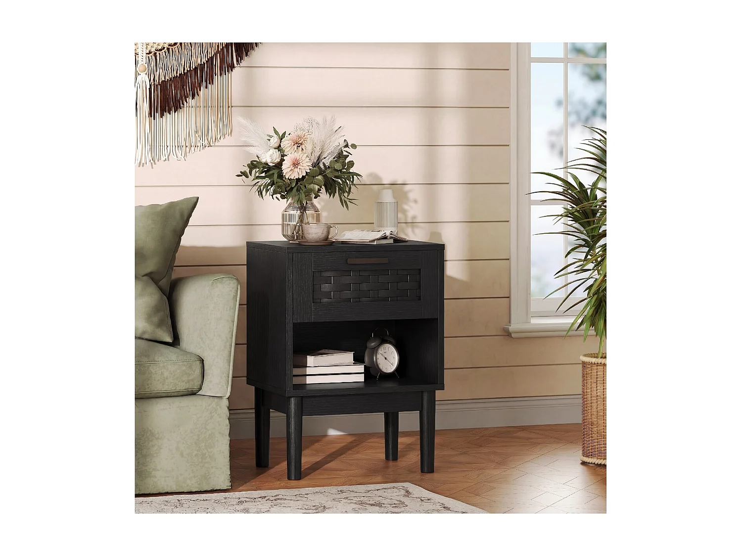 Table de chevet avec tiroir et niche ouverte, disponible en noir, style naturel, adaptée à la chambre.