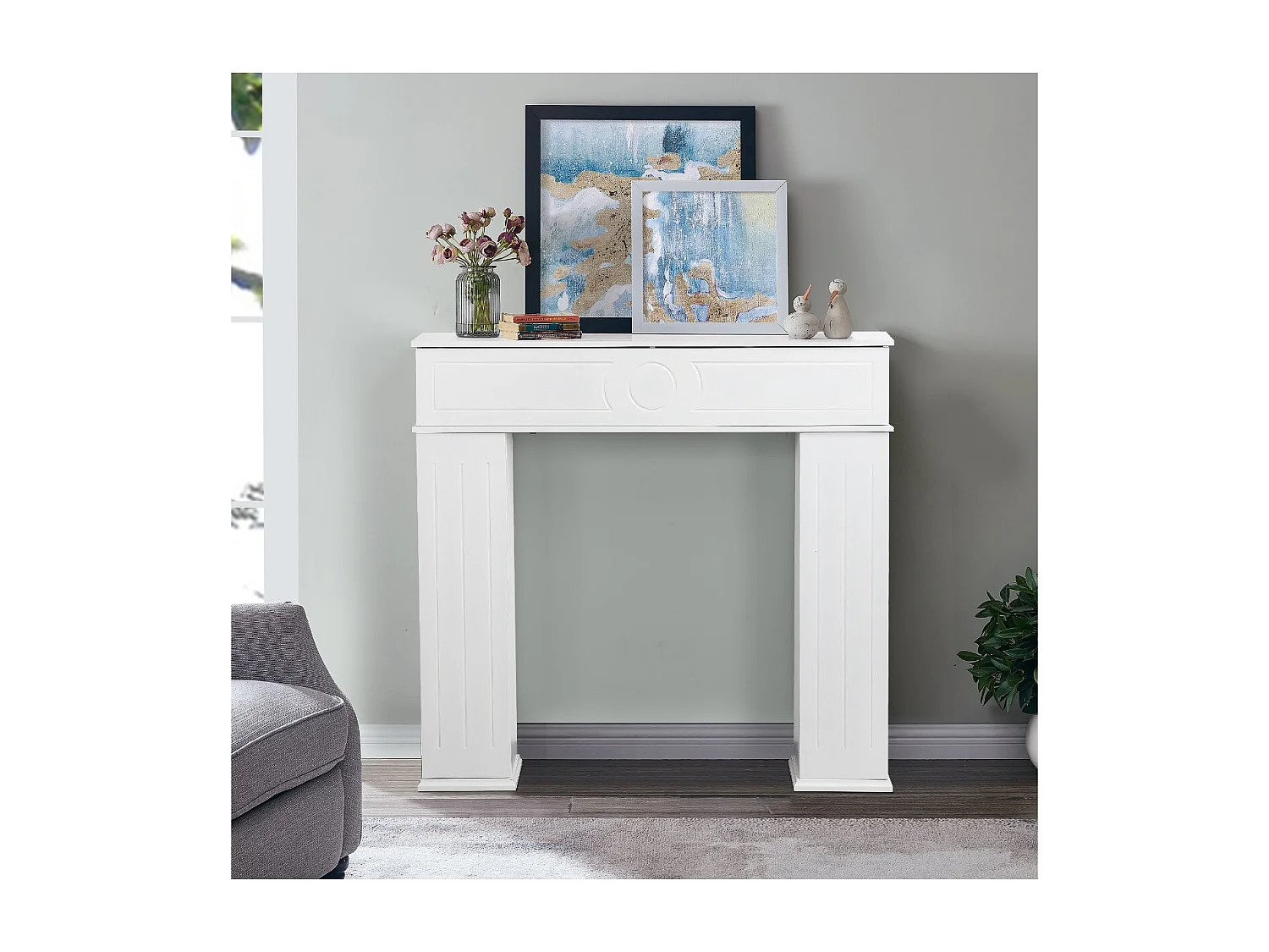 Meuble cheminée décoratif blanc avec rangement, manteau de cheminée 3 portes, console salon style classique