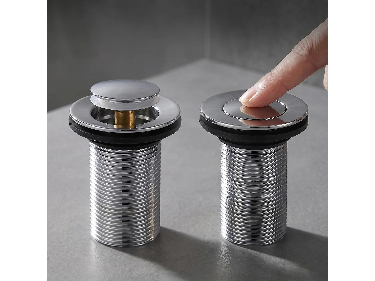 Ensemble Siphon gain de place flexible et Bonde lavabo Clic Clac Chromé