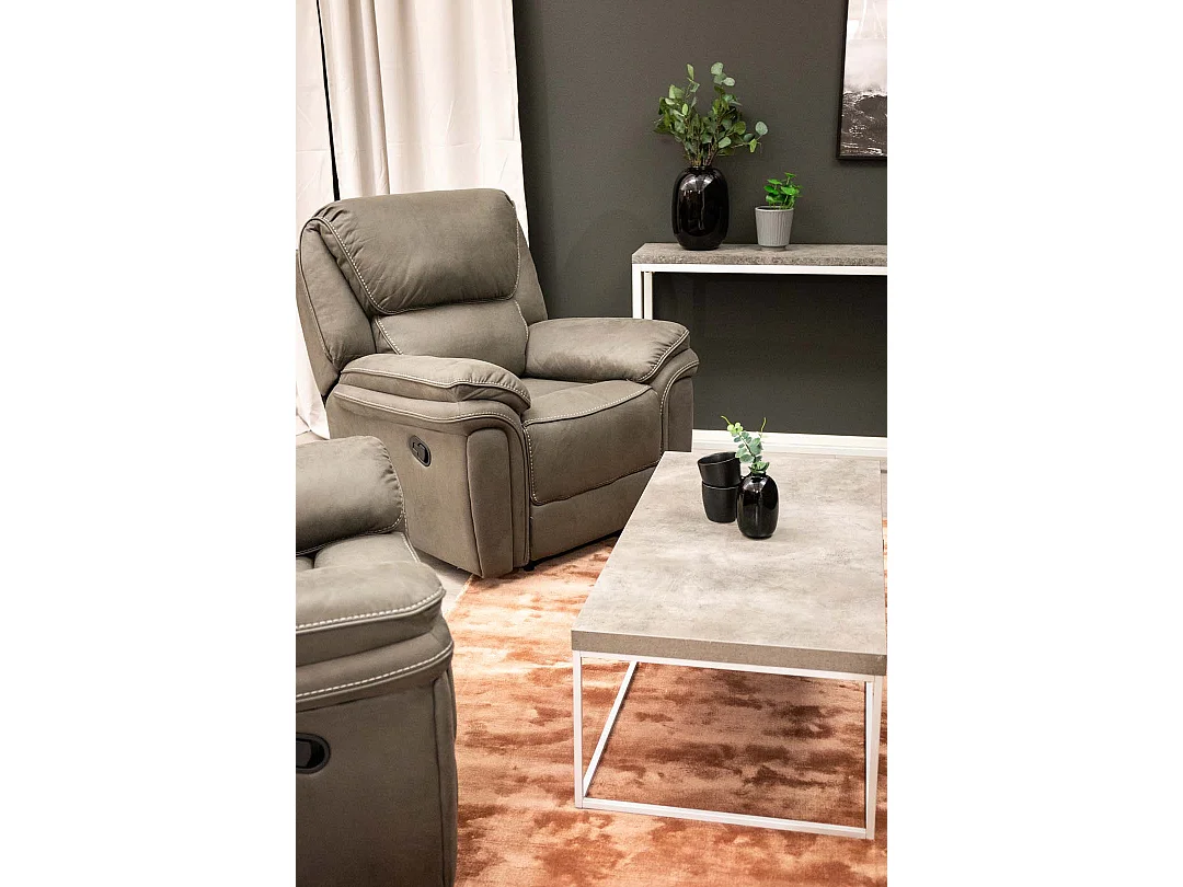 Saranda fauteuil , Recliner avec repose-pieds gris.