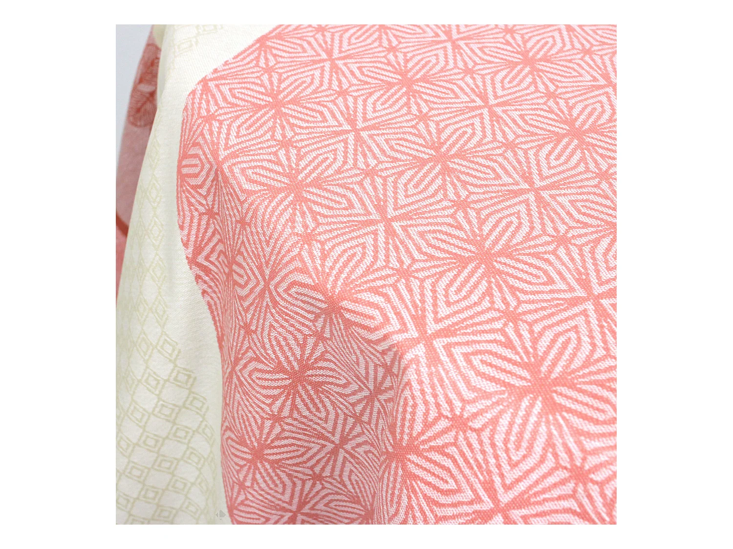 Nappe ronde 170 cm Jacquard coton + enduction acrylique CHARLESTON rouge Corail