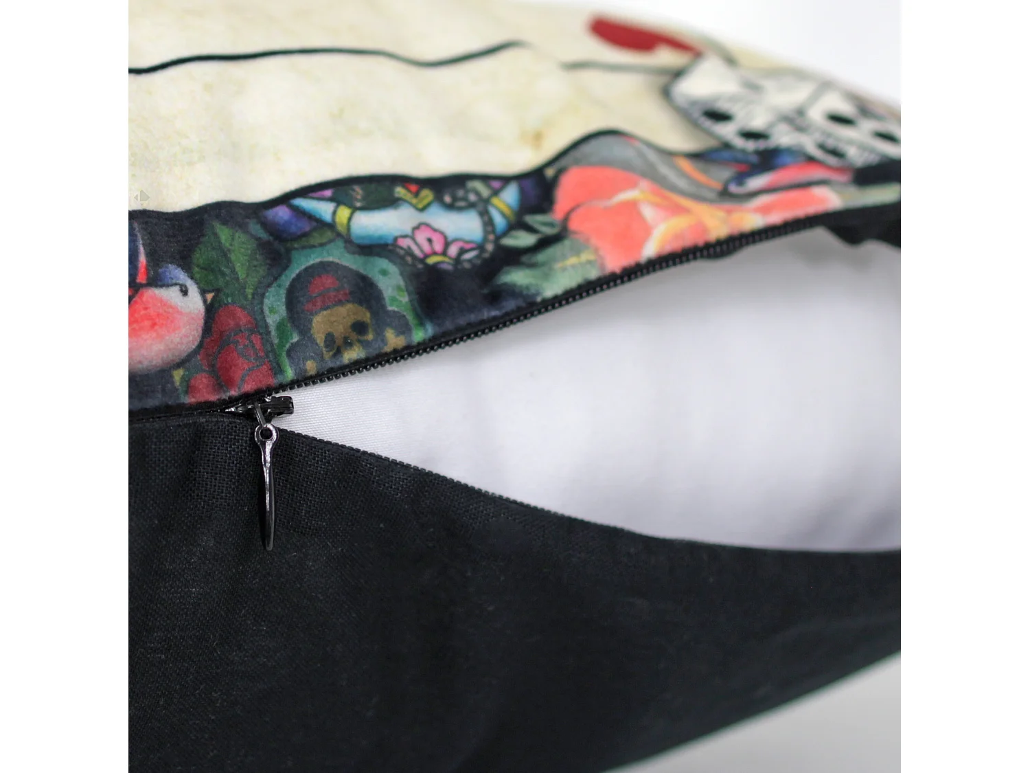 Housse de coussin 45x45 cm Tête de mort Dame de coeur