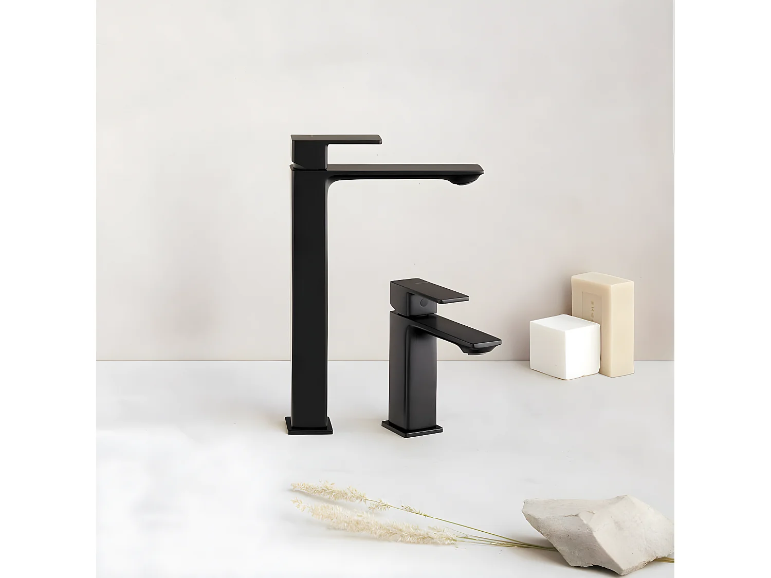 Grifo monomando alto para lavabo CUBO 2 colores