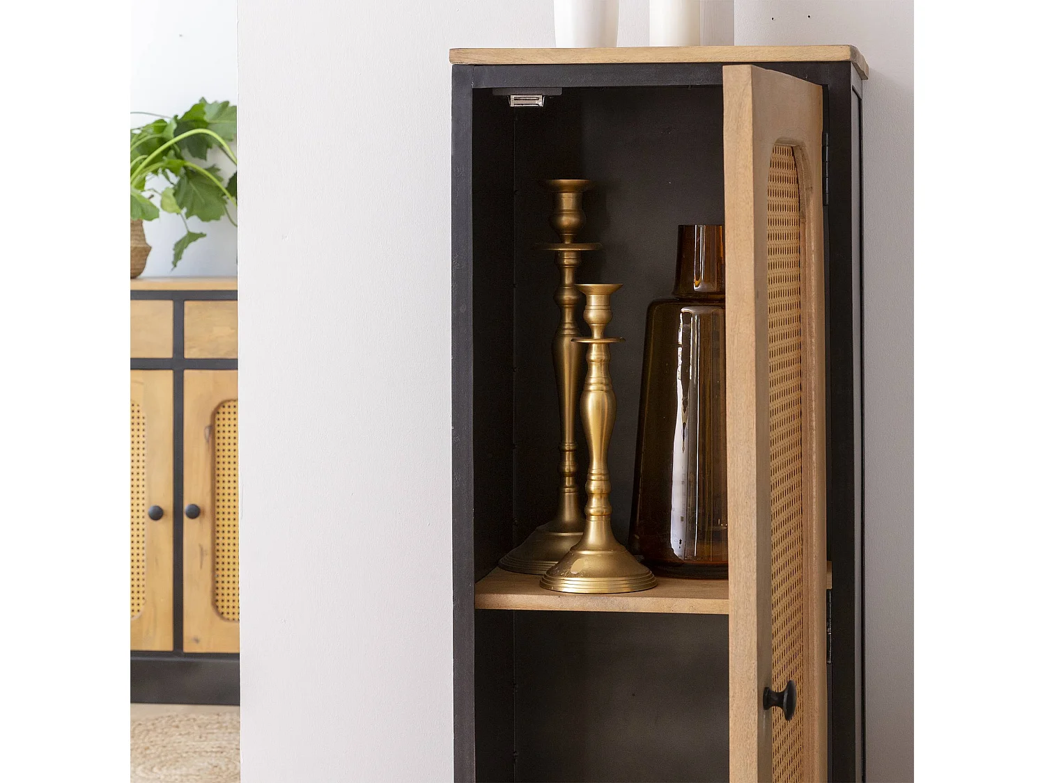 Columna en madera de mango y rejilla Ezra