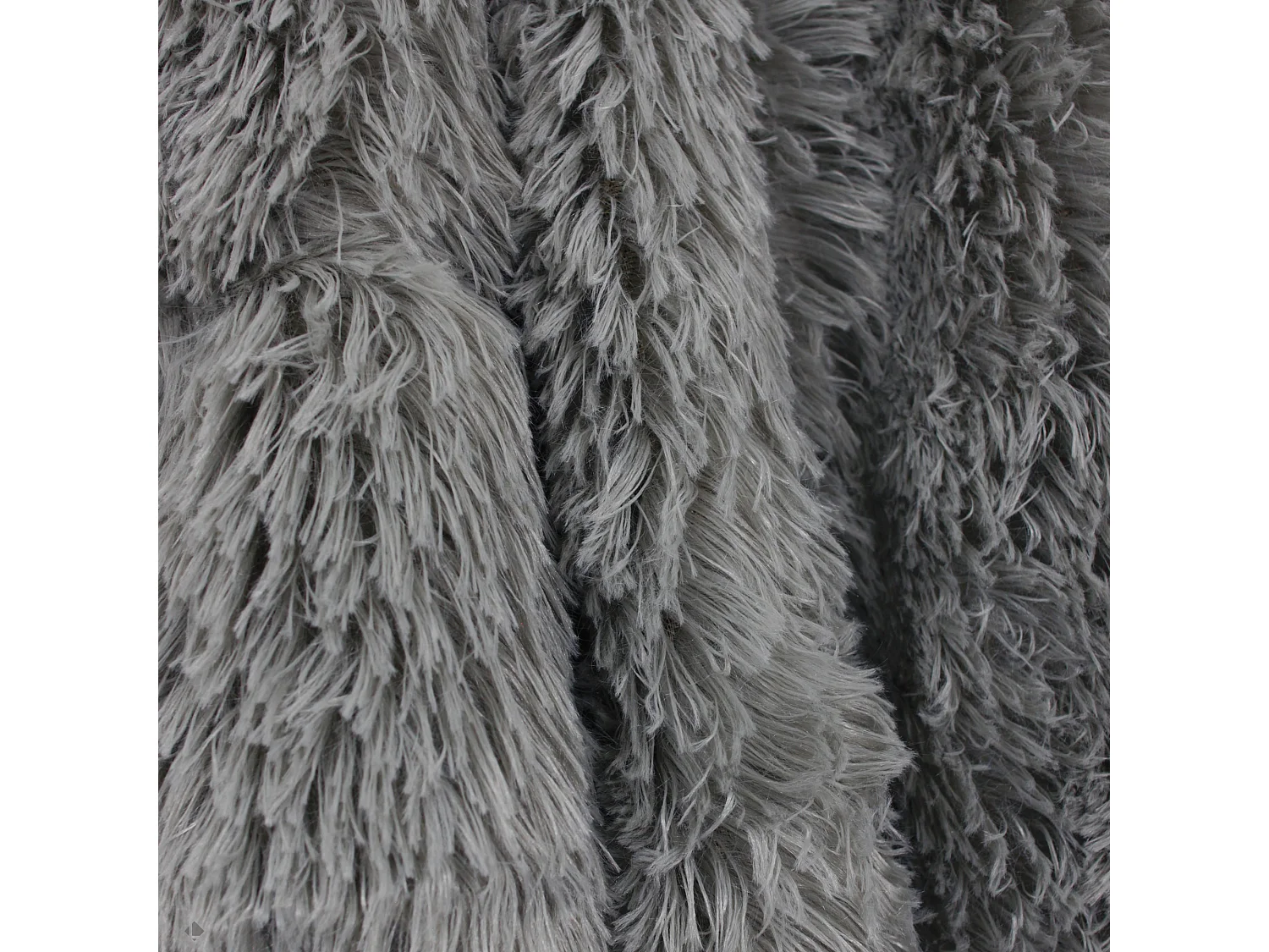 Plaid imitation fourrure 120x150 cm LICIA Gris