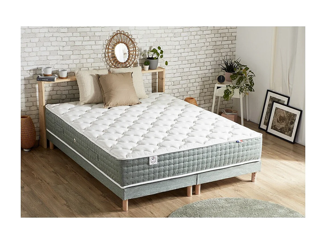 Sommier tapissier à lattes vert celadon made in France Dimensions - 2x80 x 200 cm