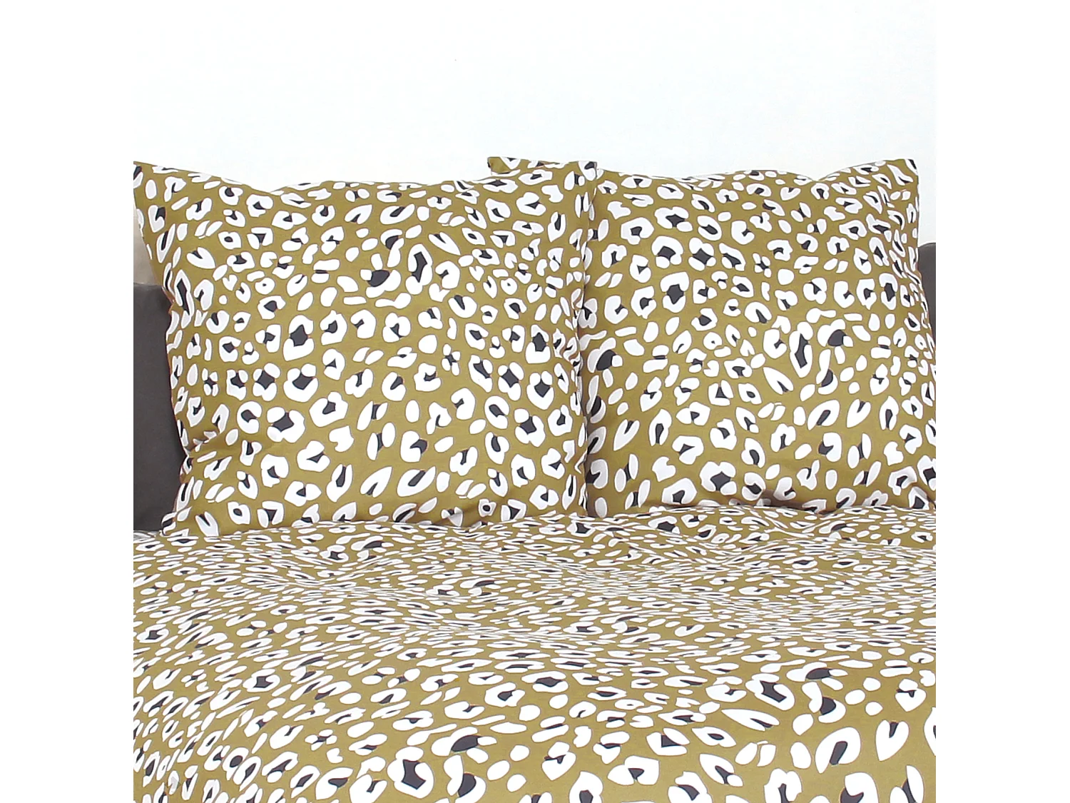 Parure de lit 260x240 cm microfibre PANTERA Marron