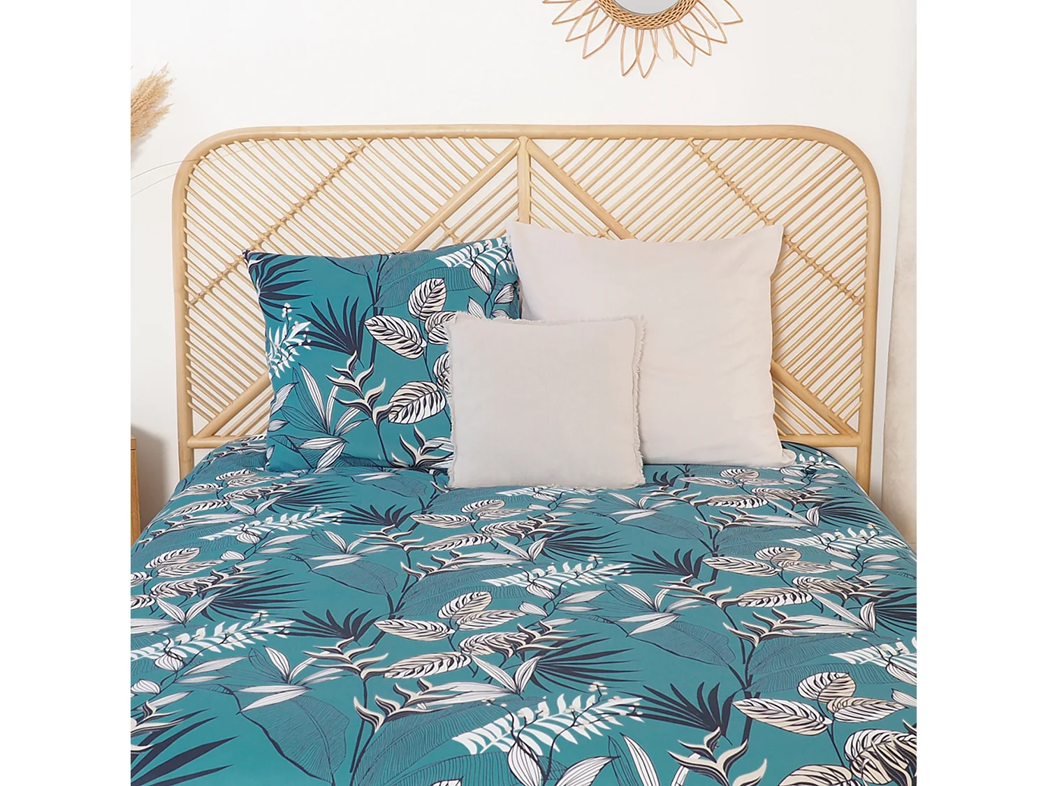 Parure de lit 260x240 cm Microfibre 50% recyclée GRACE Bleu 3 pièces