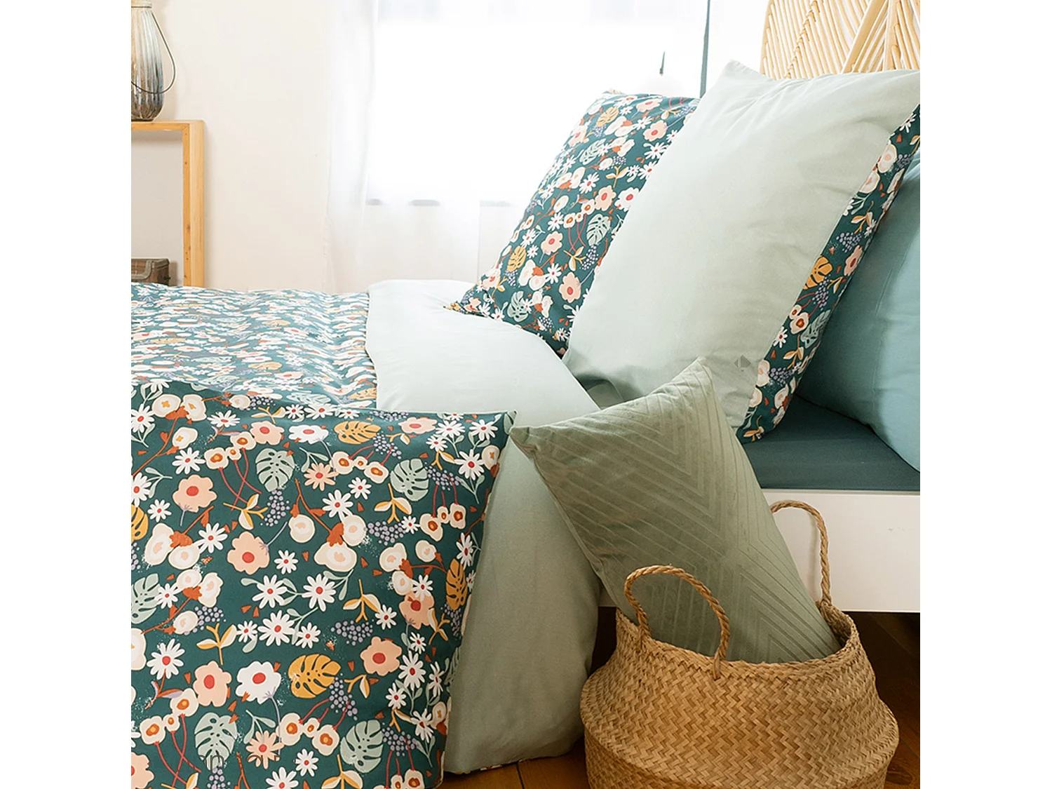 Parure de lit 260x240 cm microfibre CUEILLETTE vert 3 pièces