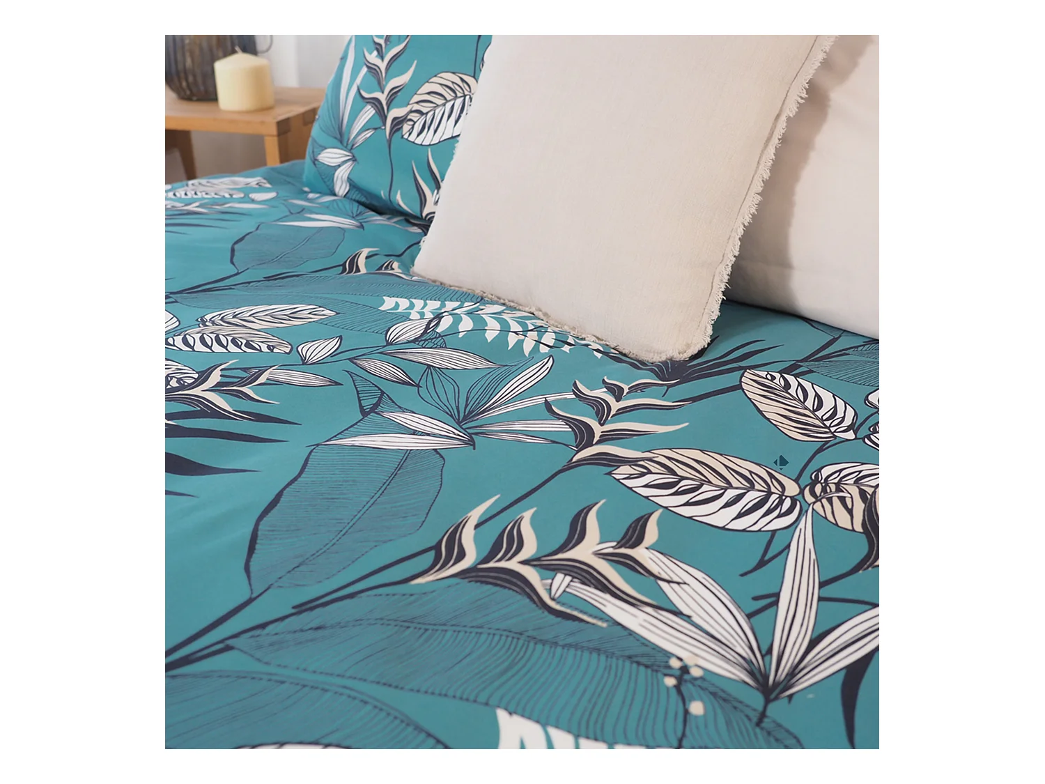 Parure de lit 240x220 cm Microfibre 50% recyclée GRACE Bleu 3 pièces