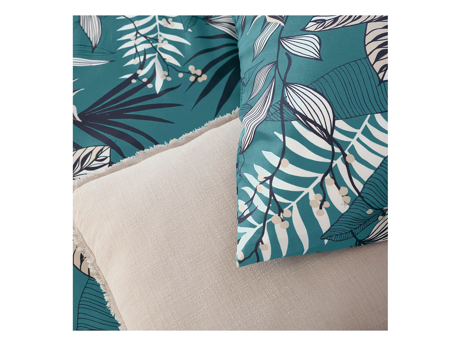 Parure de lit 240x220 cm Microfibre 50% recyclée GRACE Bleu 3 pièces