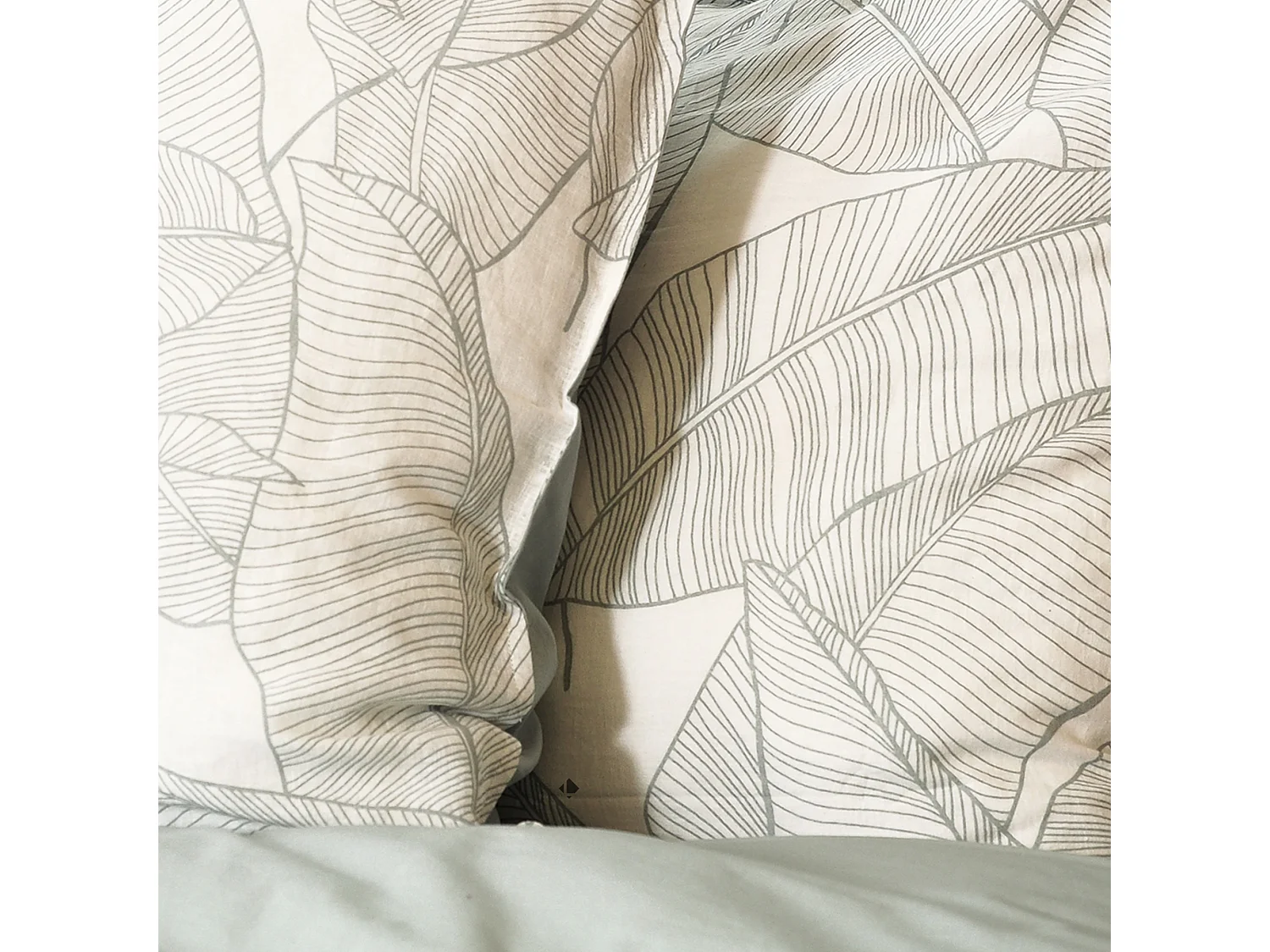 Parure de lit 260x240 cm Coton et Lin lavé PAMPELUNE Gris 3 pièces