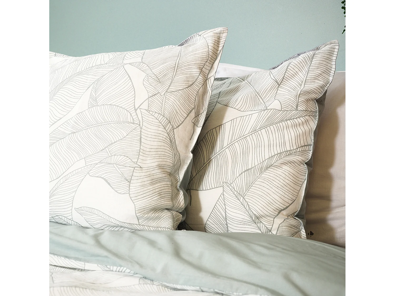 Parure de lit 260x240 cm Coton et Lin lavé PAMPELUNE Gris 3 pièces