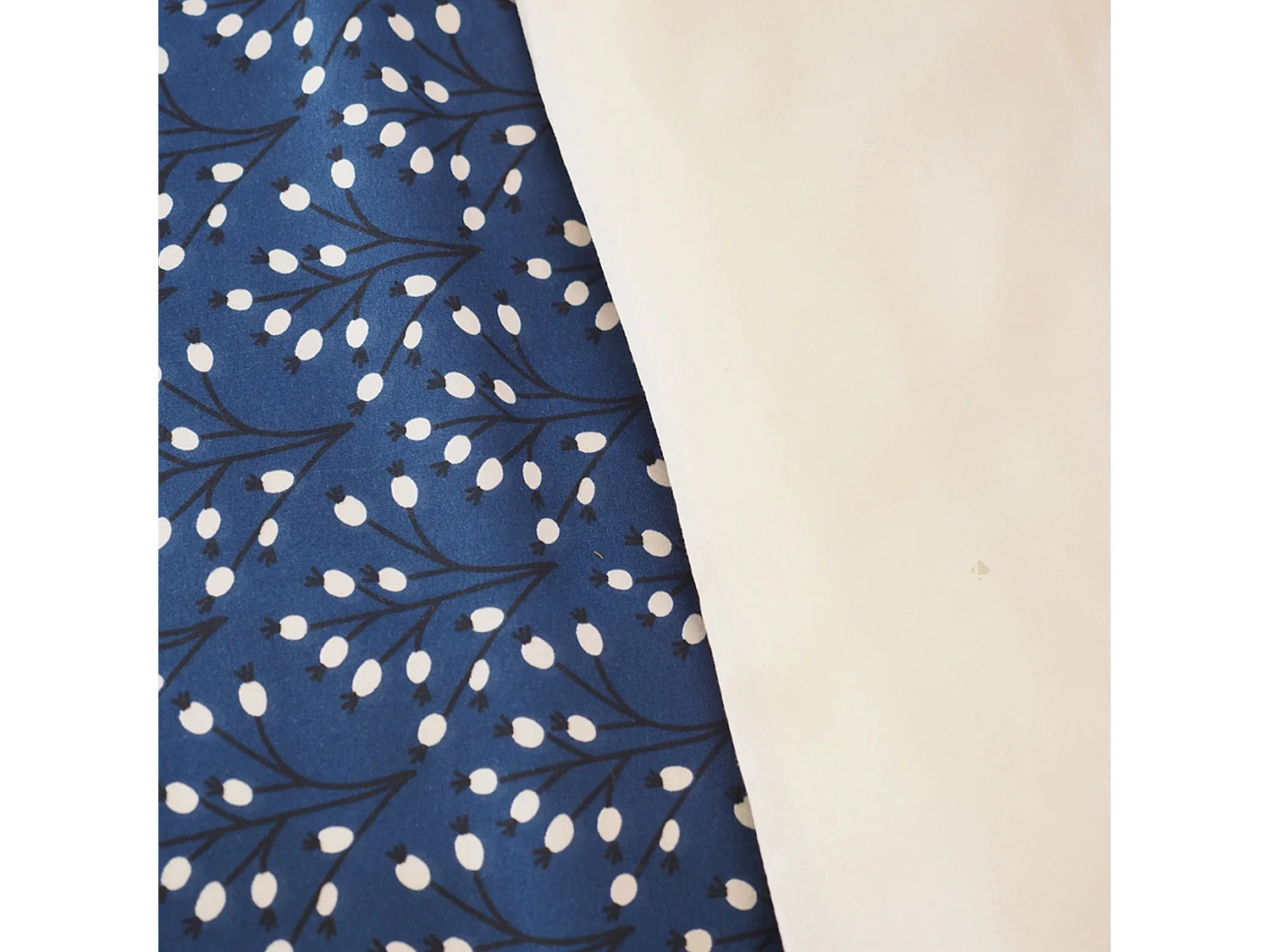 Parure de lit 240x220 cm Microfibre 50% recyclée FLENA Bleu 3 pièces