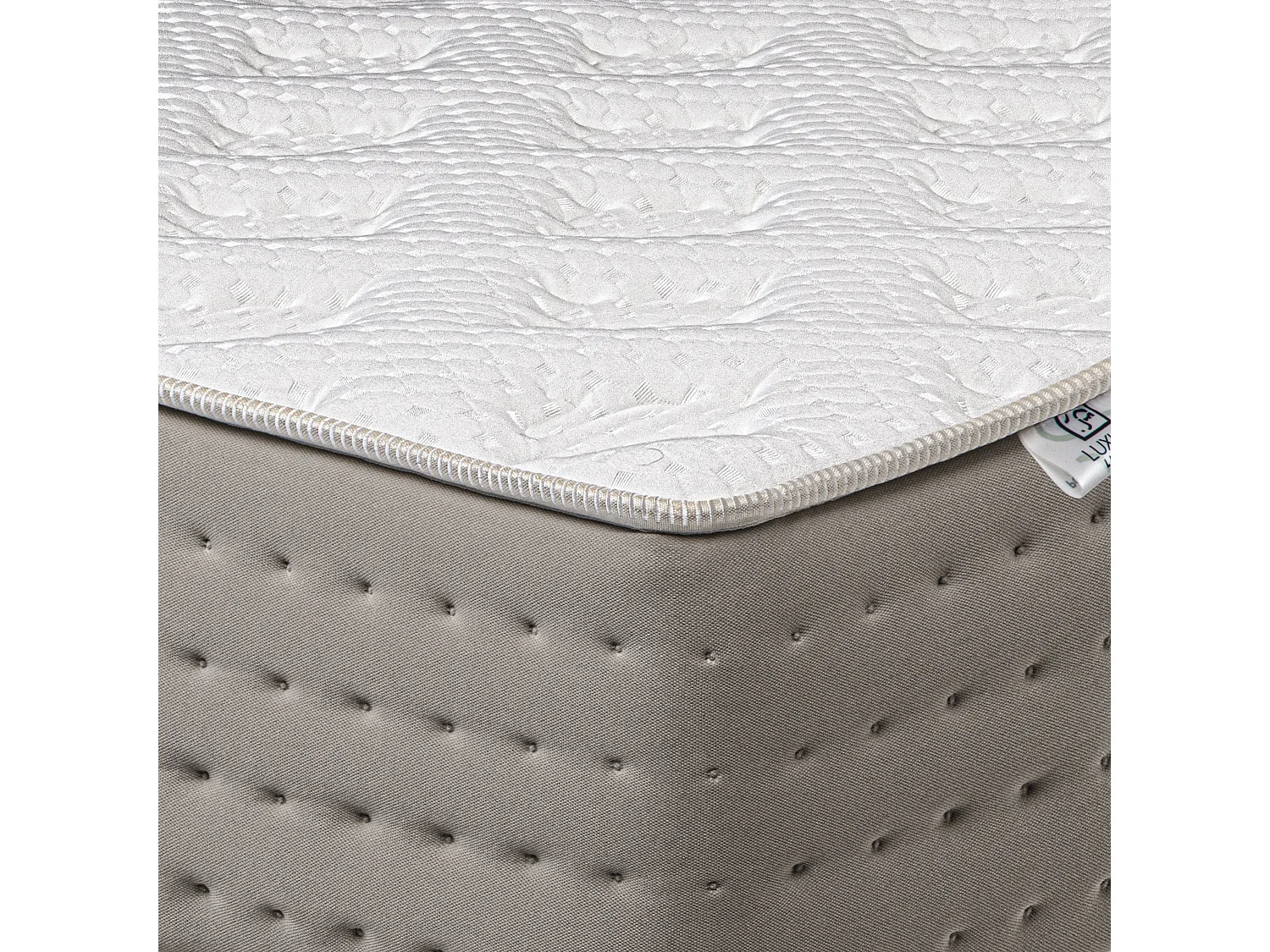 Matelas Dreamlux, 27 cm , ressorts ensachés, mousse haute densité, indépendance du couchage, réversible + oreiller(s) + couette