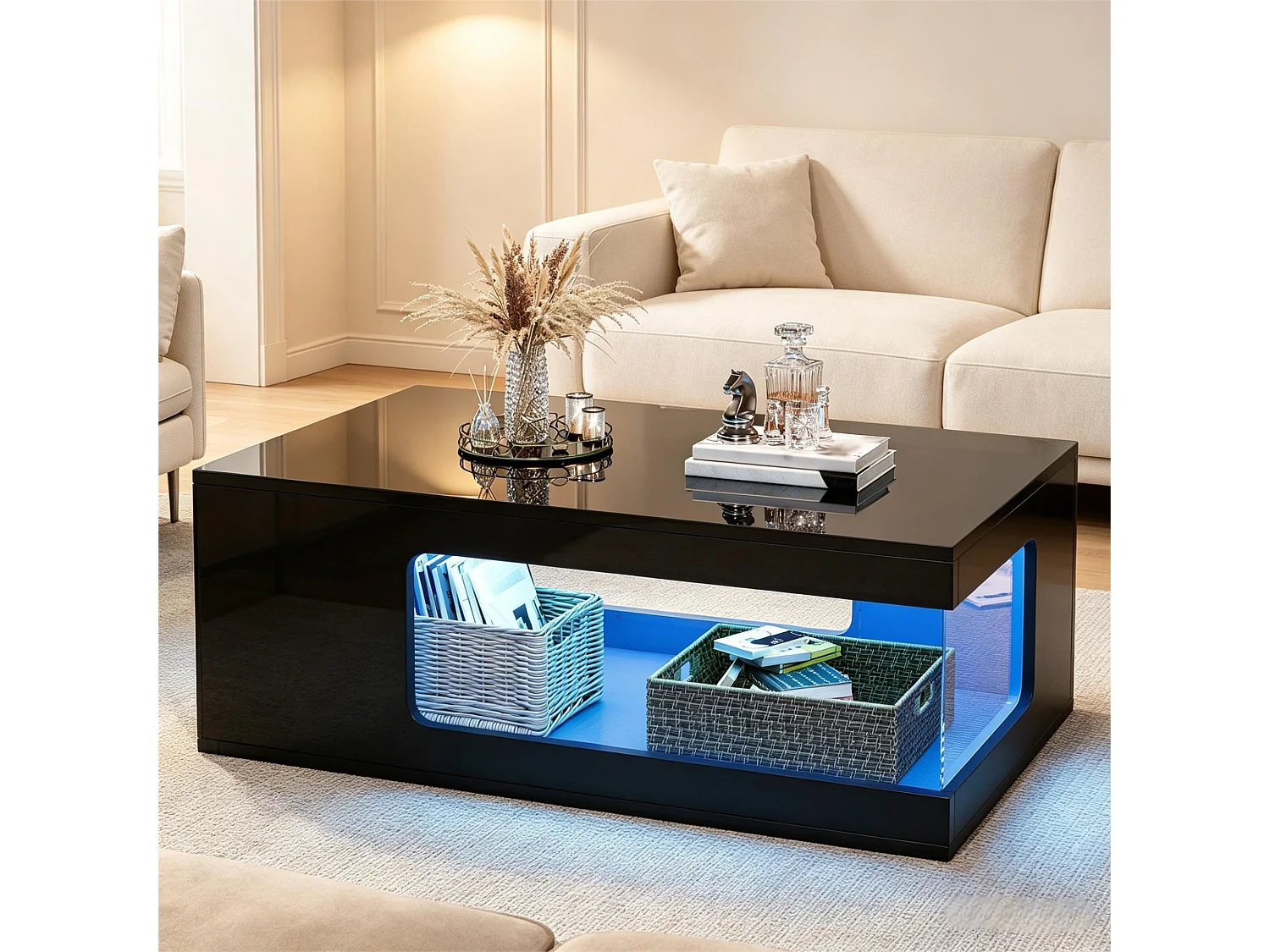 Hochglänzender Couchtisch fürs Wohnzimmer – 100 x 50 x 35 cm – mit Ablagen aus gehärtetem Glas und LED-Beleuchtung – Spanplatte – schwarz
