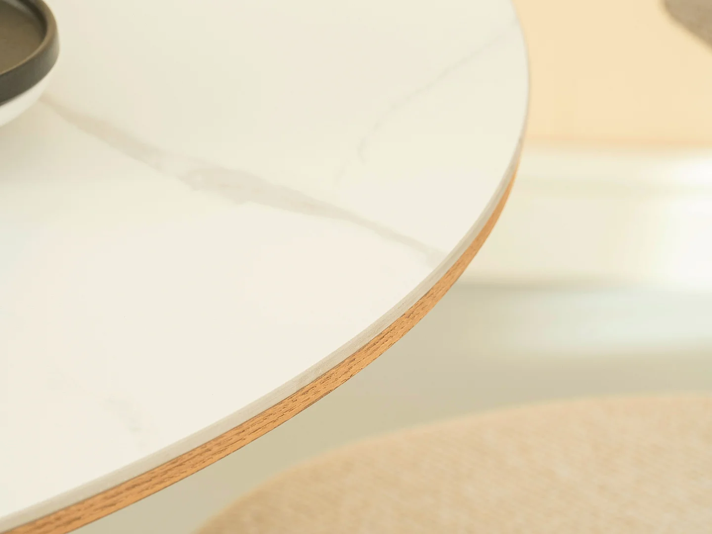 Mesa de comedor Diana - Madera natural con tablero de cerámica acabado mármol blanco 120 cm - Homeluxury