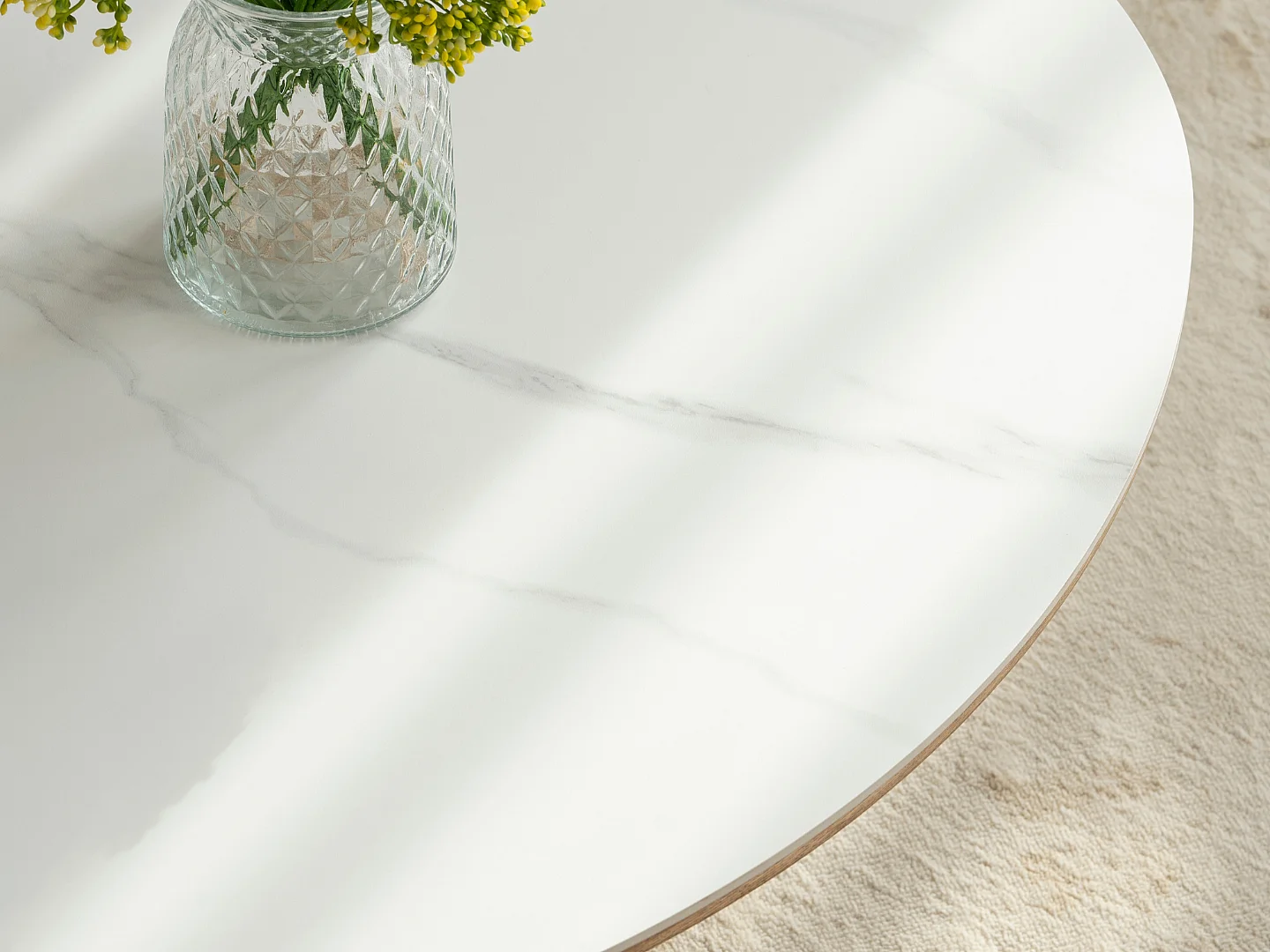 Table basse Dona - Bois naturel avec plateau en céramique finition marbre blanc 110 cm - Homeluxury