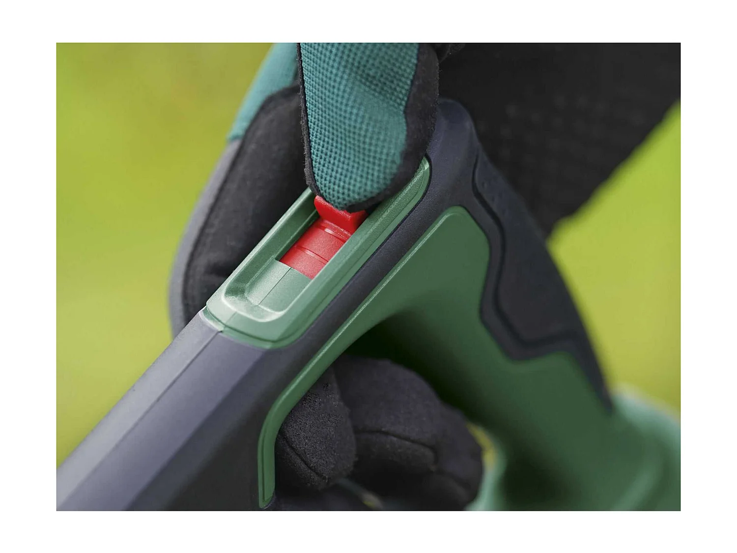 Souffleur sans fil UniversalLeafBlower 18V-130