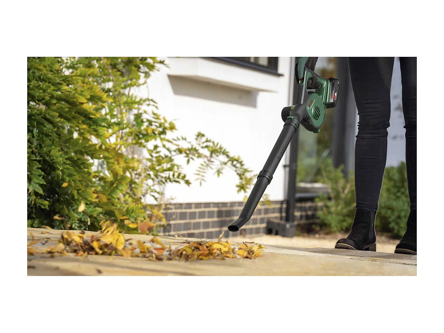 Souffleur sans fil UniversalLeafBlower 18V-130