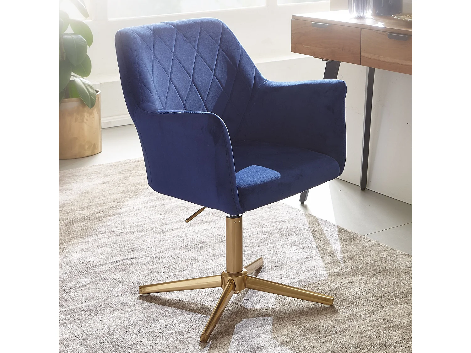 bureaustoel donkerblauw velvet design draaifauteuil met