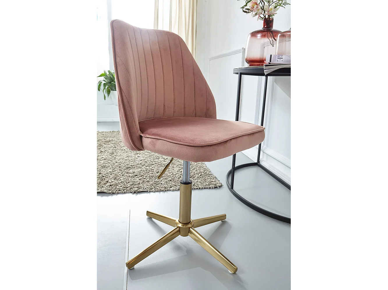 Chaise de bureau en velours rose, design pivotant avec