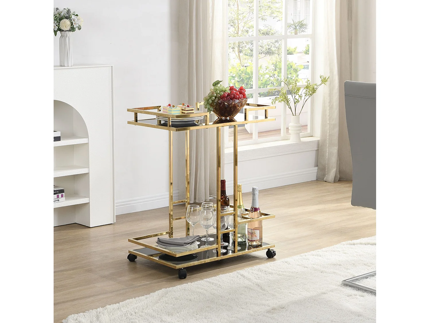Servierwagen Gold Metall mit Glas Ablagen auf Rollen
