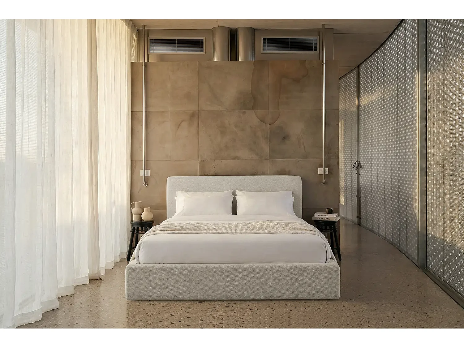 Lit capitonné MNUUO ROOZA avec coffre de rangement, crème, 180 x 200 cm, sommier à lattes en bois relevable